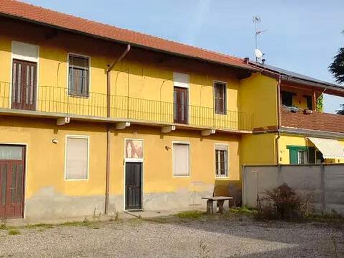 Casa con 5 locali in vendita in Via LEinaudi No Number, Casorezzo