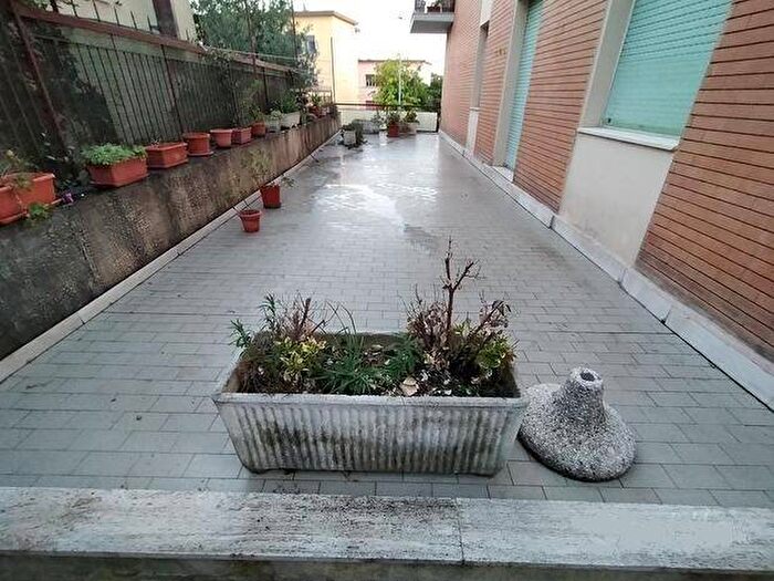 Appartamento quadrilocale in vendita in Via Posatora, Posatora, Ancona