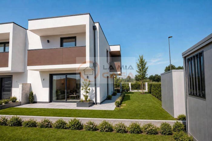 Casa quadrilocale in vendita in Via Vittorio Emanuele II, Centro, Legnaro