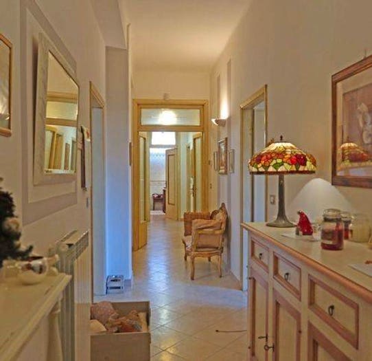 Appartamento con 5 locali in vendita in Via Pietro Bologna, Centro, Pontremoli