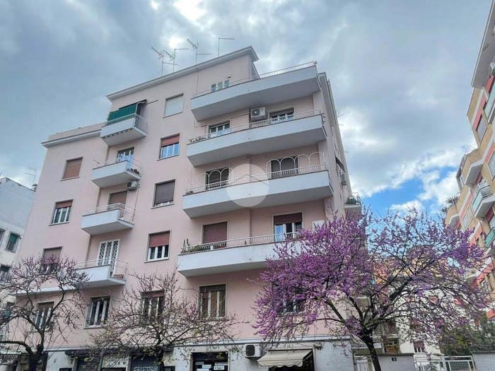 Appartamento con 5 locali in vendita in Via Giacinto Carini, Monteverde Vecchio, Roma
