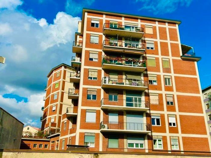 Appartamento quadrilocale in vendita in Via Evaristo Baschenis, Stazione, Bergamo