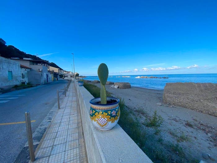 Appartamento bilocale in vendita in Lungomare Acqualadroni, Acqualadrone Spartà, Messina