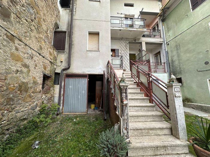 Appartamento quadrilocale in vendita in via della repubblica, Pucciarelli, Castiglione del Lago