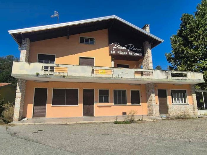 Casa con 6 locali in vendita in Via Gaudenzio Ferrari, Centro, Valduggia