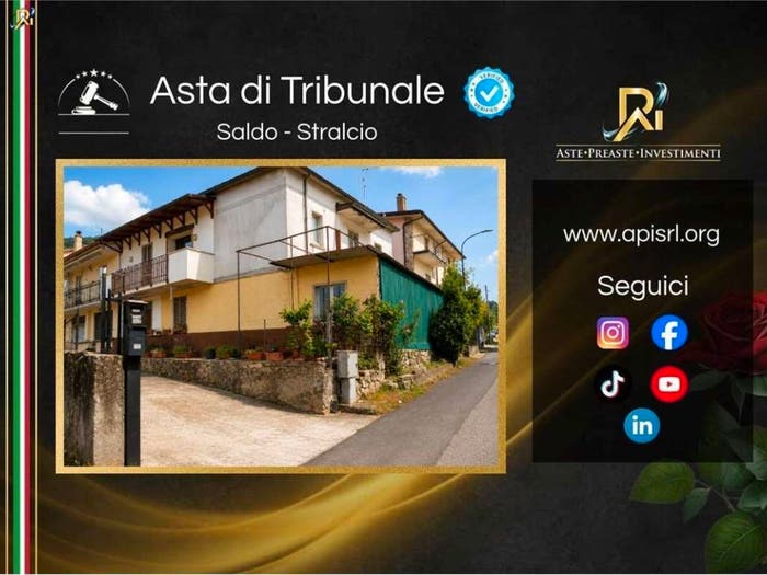 Appartamento quadrilocale in vendita in VIA RAPAROLO, Centro, Lenola