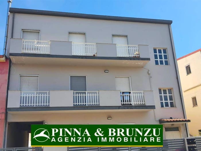 Appartamento con 5 locali in vendita in Via Campania, Centro, Oristano