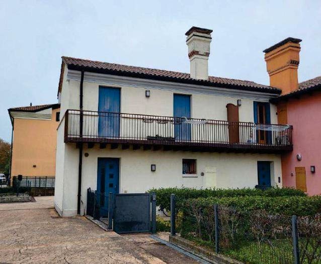 Casa trilocale in vendita in Via Treviso f, Centro, Trebaseleghe