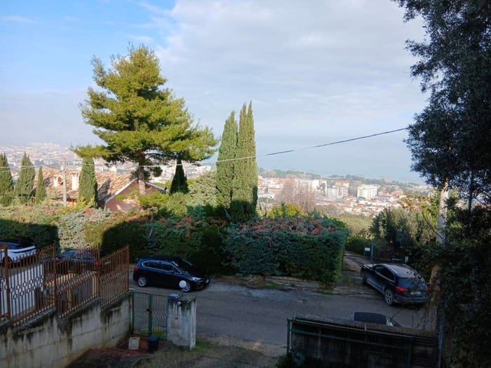 Appartamento trilocale in vendita in Via Strada Fonte Borea, Colle del Telegrafo Colle Scorrano, Pescara