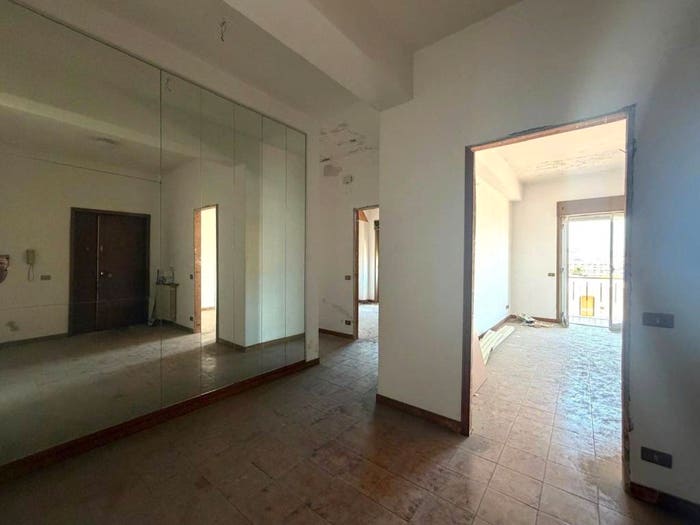 Appartamento con 6 locali in vendita in Via Medaglia d'Oro Lorenzo Cutugno, Centro, Barcellona Pozzo di Gotto