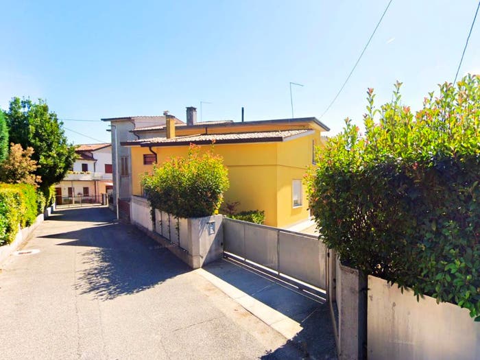 Casa quadrilocale in vendita in Via Andrea Mantegna, Centro, Carmignano di Brenta