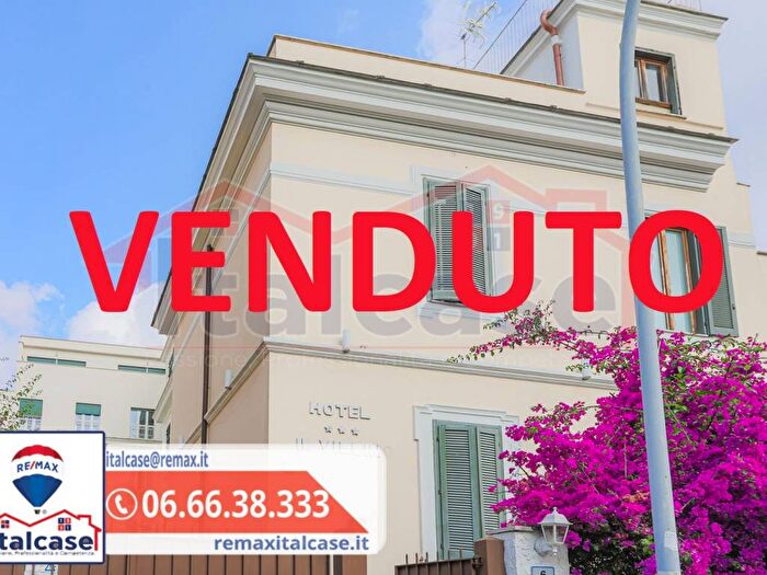 Casa con 6 locali in vendita in Via Nicolò Tommaseo, Monteverde Vecchio, Roma