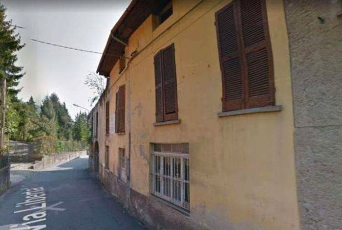 Appartamento con 6 locali in vendita in Via Libertà, Centro, Casalzuigno