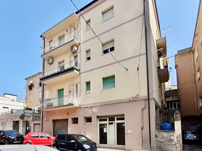 Appartamento trilocale in vendita in Via Gaetano Alberti, San Leonardo, Catanzaro