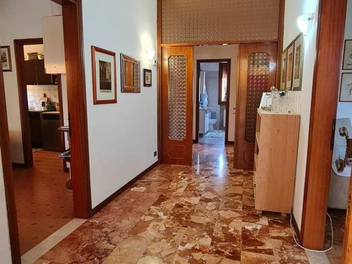 Appartamento quadrilocale in vendita in Centro, Paese