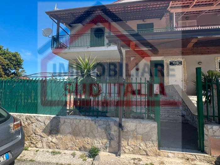 Casa con 6 locali in vendita in Via Vicinale Masseria Vecchia, Licola Paese, Giugliano in Campania