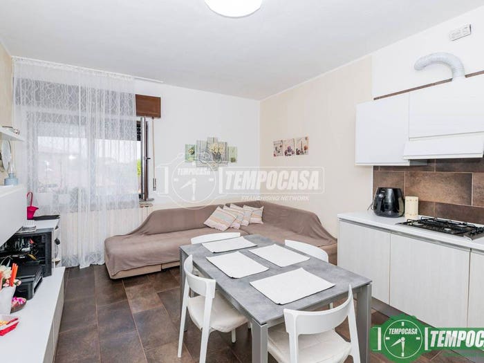Appartamento trilocale in vendita in Via Roma, Marudo