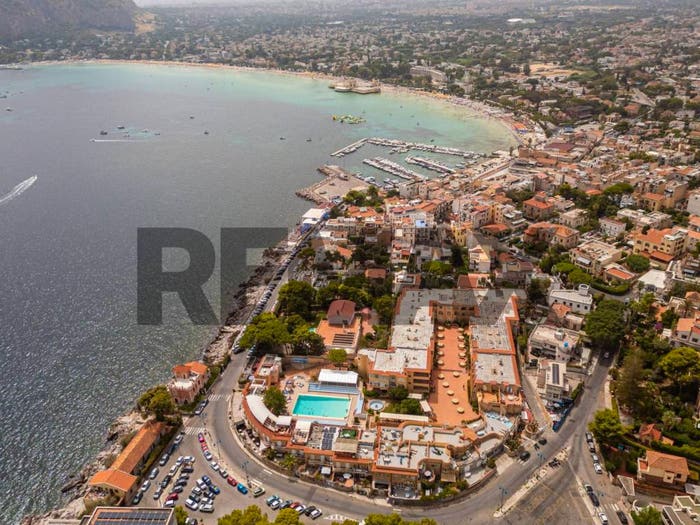 Appartamento bilocale in vendita in Via Piano Di Gallo, Mondello Valdesi, Palermo