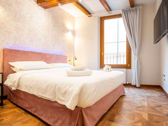 Appartamento monolocale in affitto in Via de' Falegnami, Centro Storico, Bologna