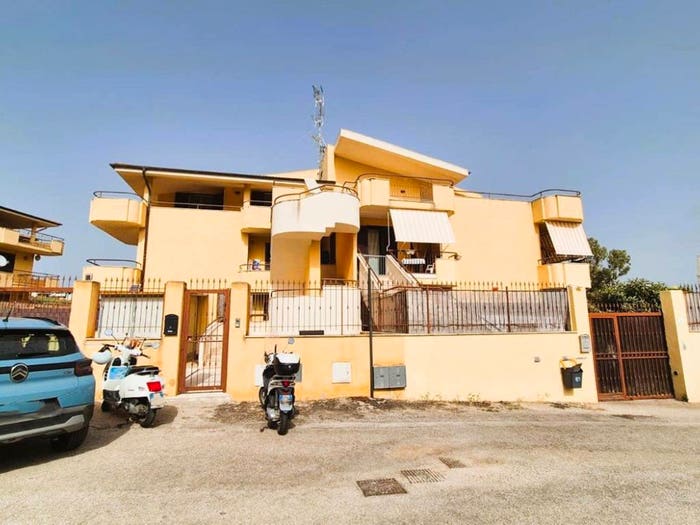 Appartamento con 5 locali in vendita in Via Salvatore Randone, San Leone Villaseta Villaggio, Agrigento