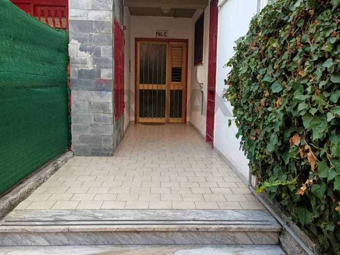 Appartamento con 5 locali in vendita in VIA SAN GREGORIO, Ficarazzi Gallinaro, Aci Castello