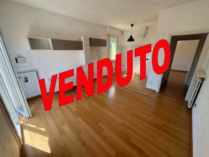 Appartamento trilocale in vendita in Via Rubicone, Cesate