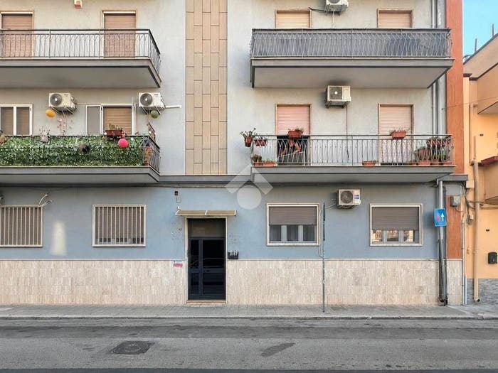 Appartamento quadrilocale in vendita in Via de Gracchi, Commenda, Brindisi