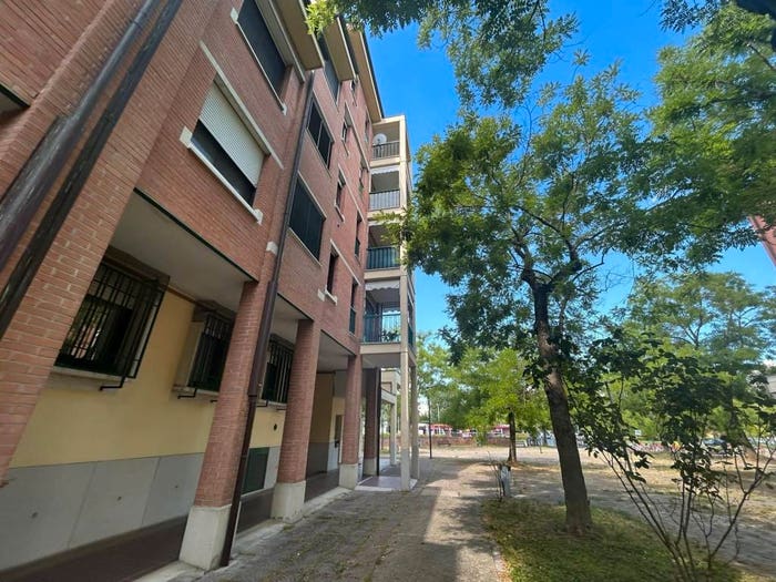 Appartamento trilocale in vendita in Via San Donato, Pilastro, Bologna