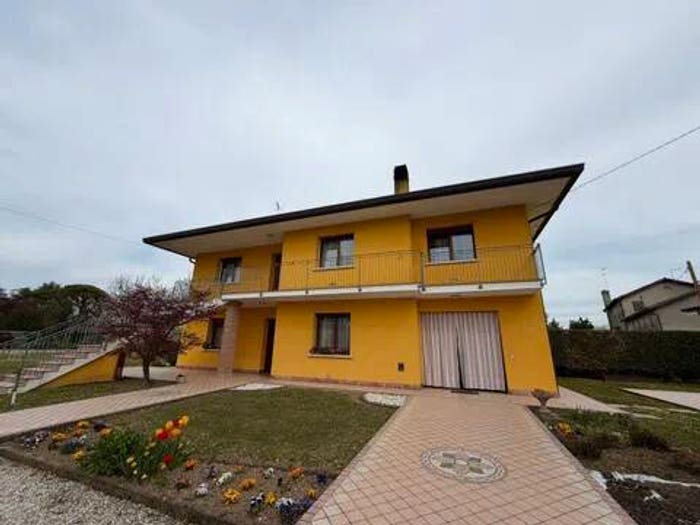 Casa con 6 locali in vendita in Via Andrea Palladio No Number, Centro, Preganziol