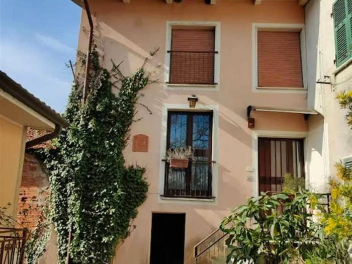 Casa trilocale in vendita in Via Comunale Sassalbo, Sassalbo, Fivizzano