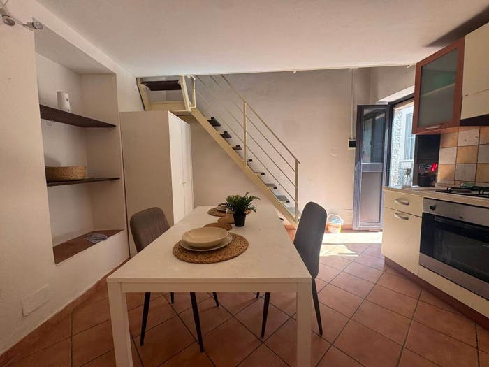 Appartamento bilocale in vendita in Via Naumachia, Centro Storico, Catania