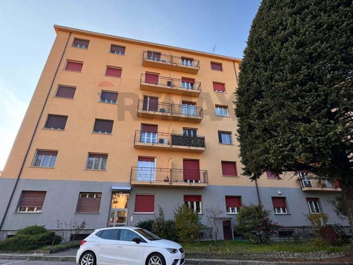 Appartamento con 5 locali in vendita in strada privata dell'anza, Sant'Antonio, Novara