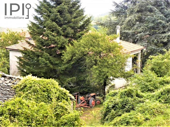 Casa con 6 locali in vendita in Garbaoli, Roccaverano