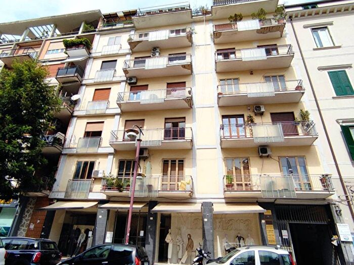 Appartamento quadrilocale in vendita in Corso Trieste, Caserta