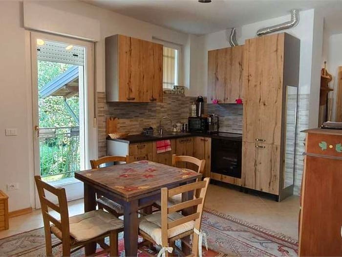 Appartamento con 6 locali in vendita in via Prati Levico, Centro, Levico Terme