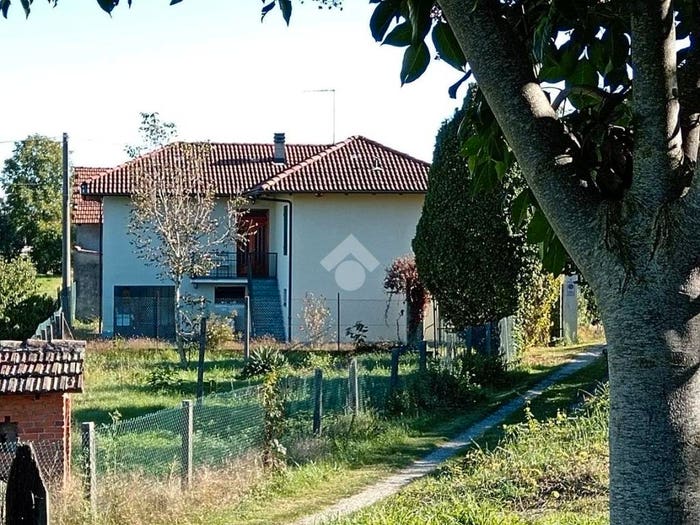 Casa con 6 locali in vendita in Via vernette, Centro, Vigone