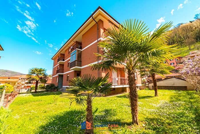 Appartamento quadrilocale in vendita in Via Luglio, Rossana