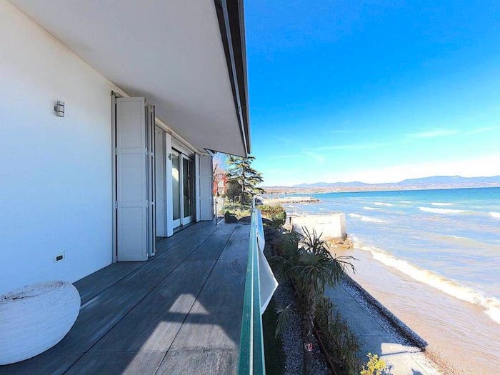 Casa con 5 locali in vendita in Via Lario, Desenzano Centro, Desenzano del Garda