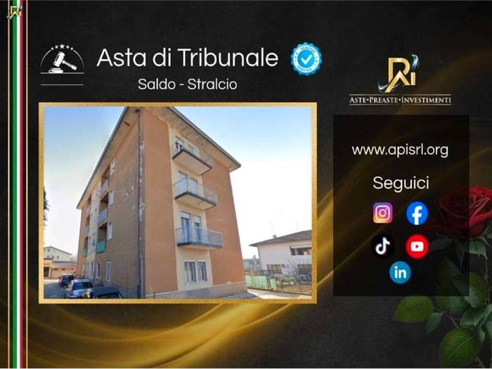 Appartamento quadrilocale in vendita in Via FIRENZE, Oggiona Santo Stefano, Oggiona con Santo Stefano