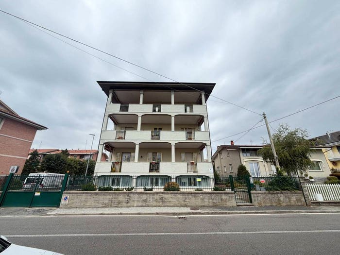 Appartamento trilocale in vendita in Via San Michele, Centro, Fossano