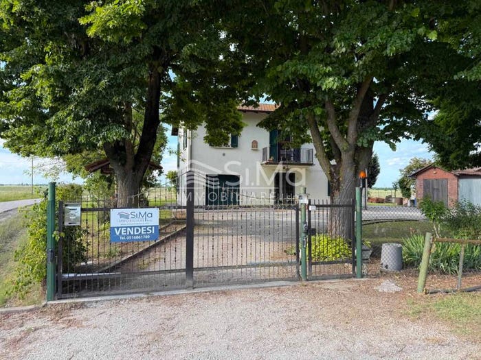 Casa con 6 locali in vendita in Via Alpa, Castello d'Argile