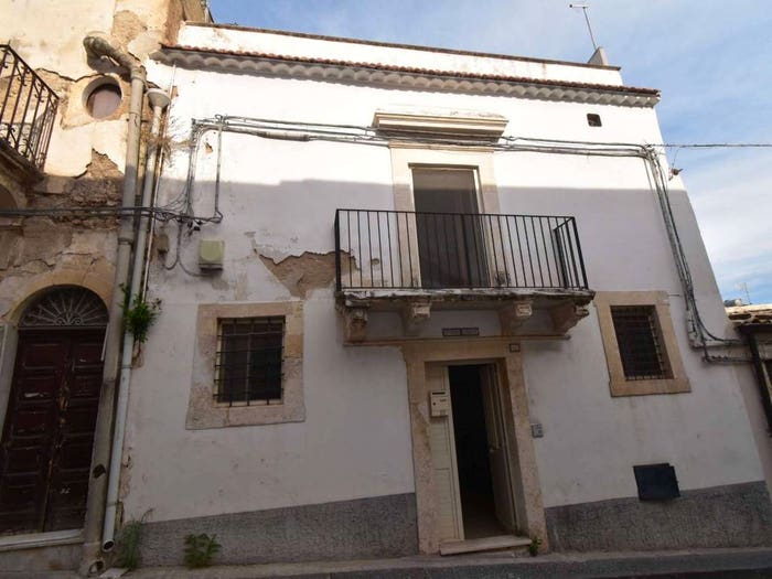 Casa bilocale in vendita in via Zanardelli, Centro, Noto