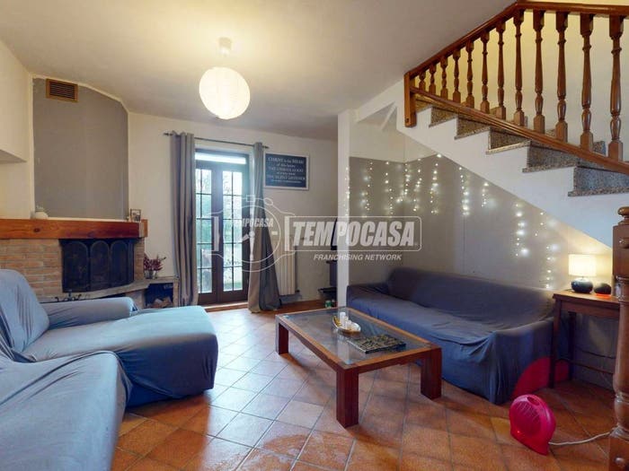 Casa trilocale in vendita in Via Col di Lana, Centro, Lentate sul Seveso