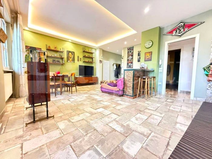 Appartamento trilocale in vendita in Via Ponti Rossi, Ponti Rossi, Napoli