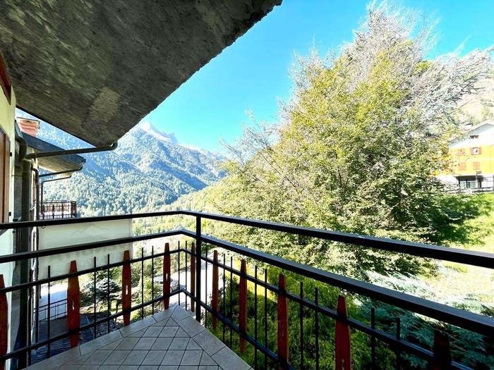 Appartamento bilocale in vendita in Via Pontechianale, Casteldelfino