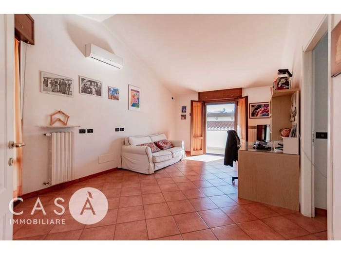 Casa con 6 locali in vendita in Romiti, Forlì