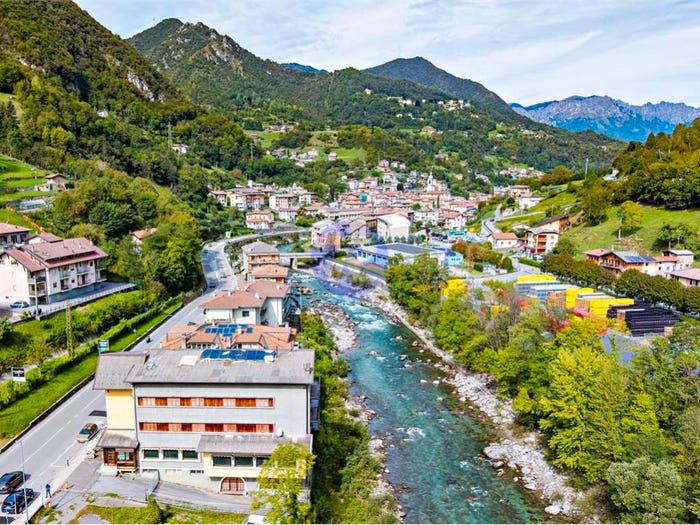 Casa con 6 locali in vendita in Via De' Medici, Centro, San Pellegrino Terme