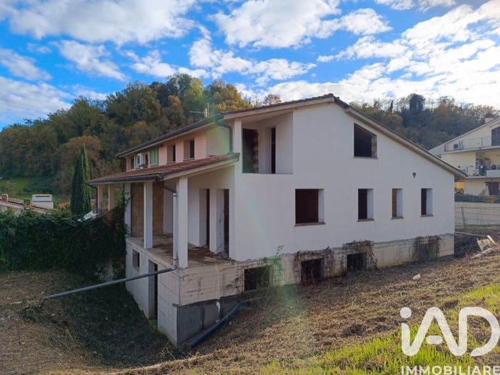 Casa con 6 locali in vendita in Via francesco petrarca, Figline Valdarno, Figline e Incisa Valdarno