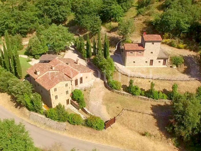 Casa con 6 locali in vendita in Strada Provinciale di Trestina, Città di Castello