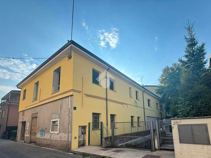 Appartamento quadrilocale in vendita in Via XI Febbraio, Centro, Cantù
